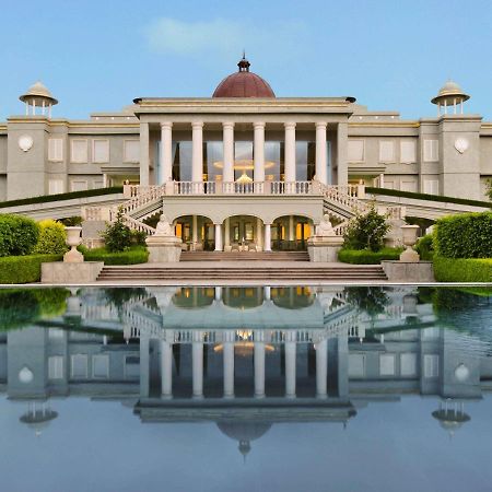 Отель Raffles Удайпур Экстерьер фото