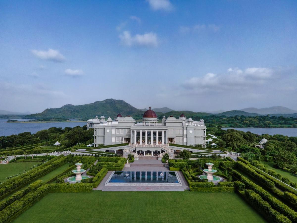 Отель Raffles Удайпур Экстерьер фото